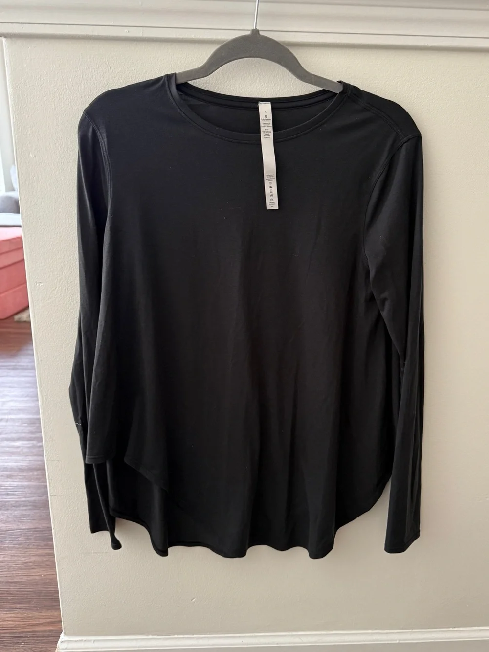 Lululemon Black Long Sleeve Athletic Lifted Relaxed Shirt Size Small 4 Medium